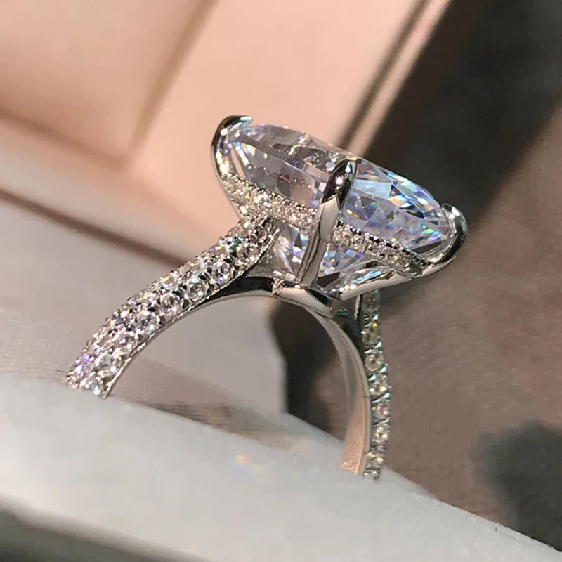 Luxury 5 Carat Oval Cut Engagement Ring for Women Zircon Big Diamond 925 Sterling Silver Wedding Promise Ring 925 Bridal Jewelry