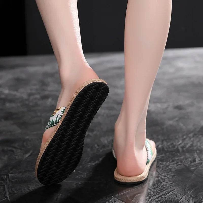 Ladies Summer Fashion Weave Women Beach Flip-Flops Non-Slip Flat Ladies Outdoor Soft Slippers Women's Simple Flip-Flop - Imbasat