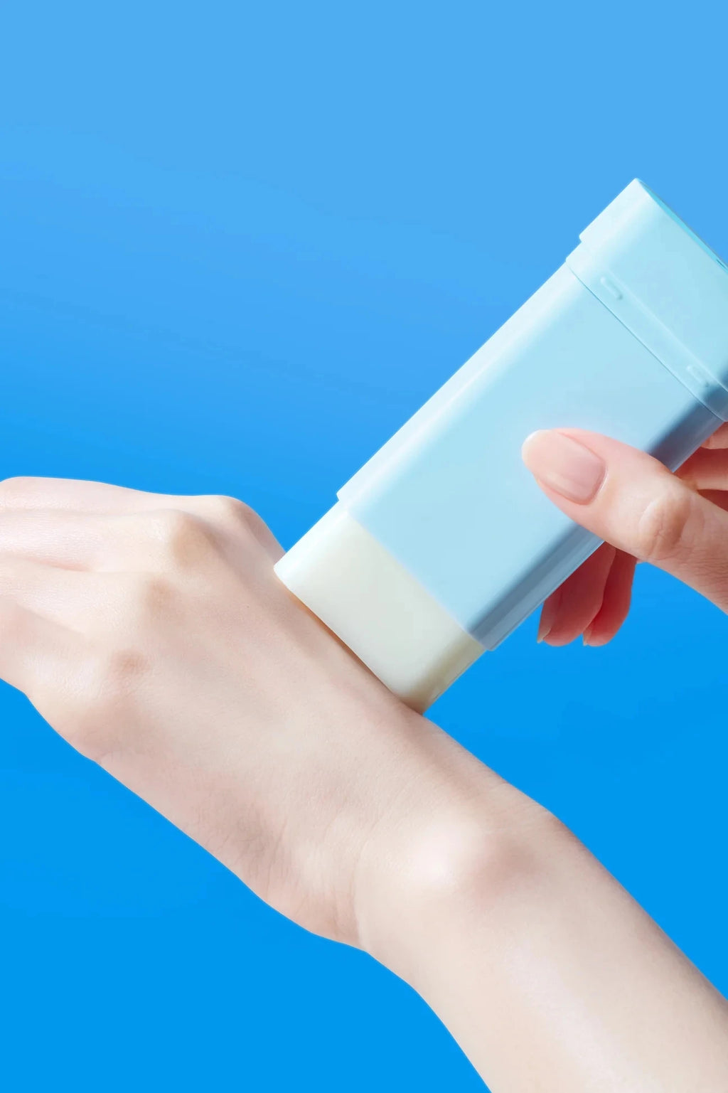 Original sunscreen, refreshing, moisturizing, natural concealer, UV protection cotton stick, easy to carry, brightening the skin