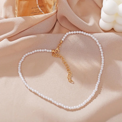 Trend 4-8mm White Pearl Chokers Necklace Clavicle Chain For Women Classic Elegant Wedding Neck Jewelry Love Pendant Gift