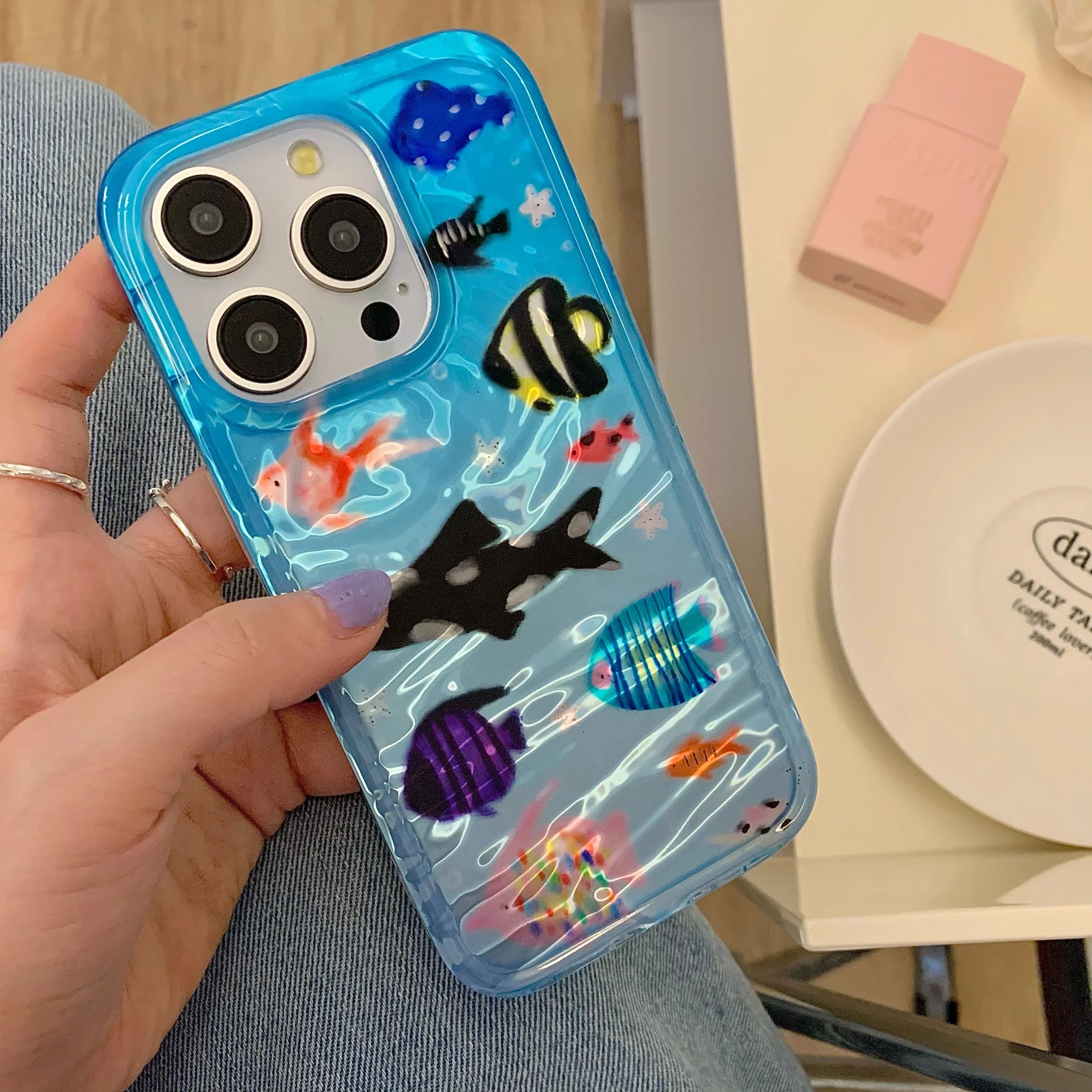 Ins Ripple Texture Aquaria Fishes Case for iPhone