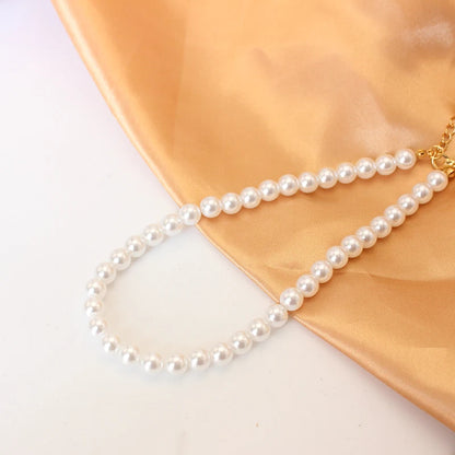 Trend 4-8mm White Pearl Chokers Necklace Clavicle Chain For Women Classic Elegant Wedding Neck Jewelry Love Pendant Gift