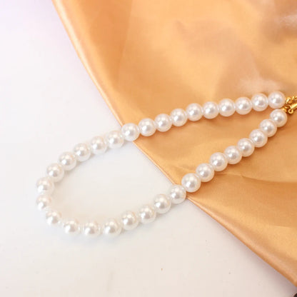 Trend 4-8mm White Pearl Chokers Necklace Clavicle Chain For Women Classic Elegant Wedding Neck Jewelry Love Pendant Gift